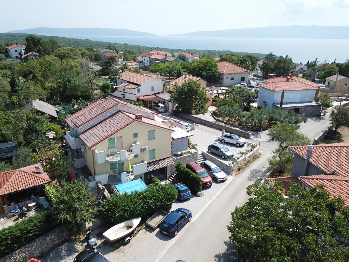 Lavanda Apartments&Studios Pinezići エクステリア 写真