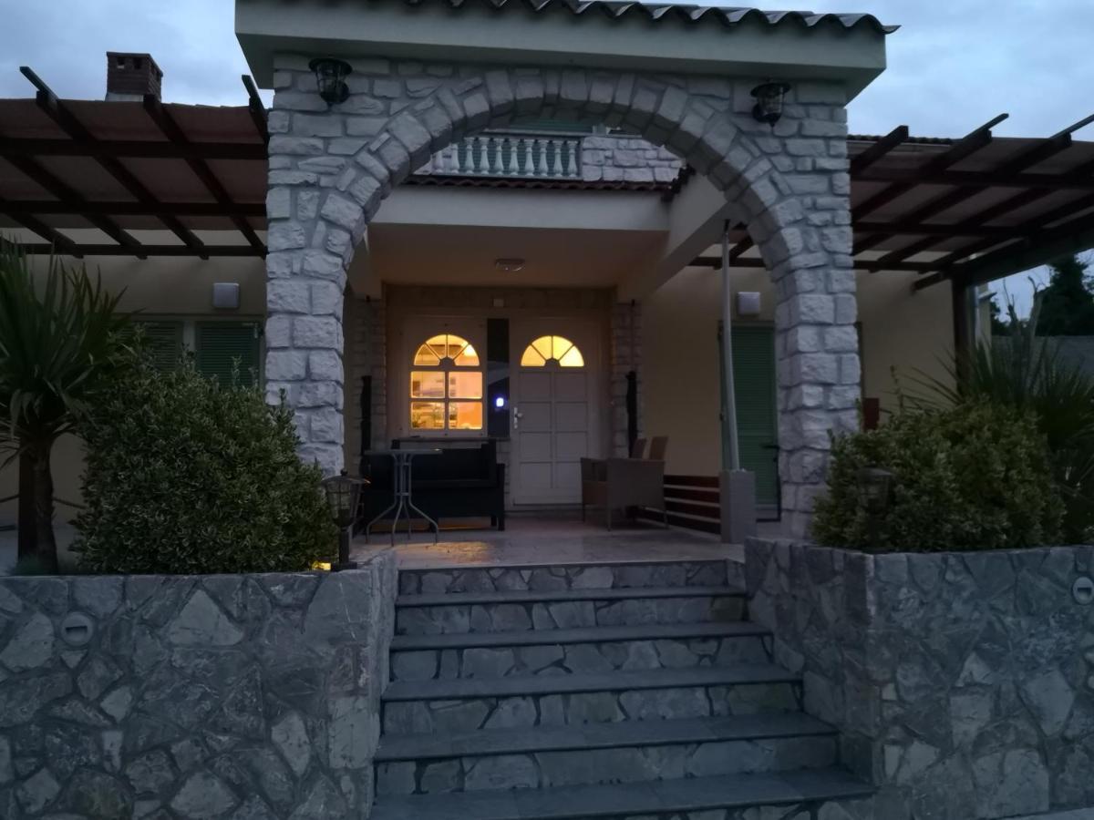 Lavanda Apartments&Studios Pinezići エクステリア 写真