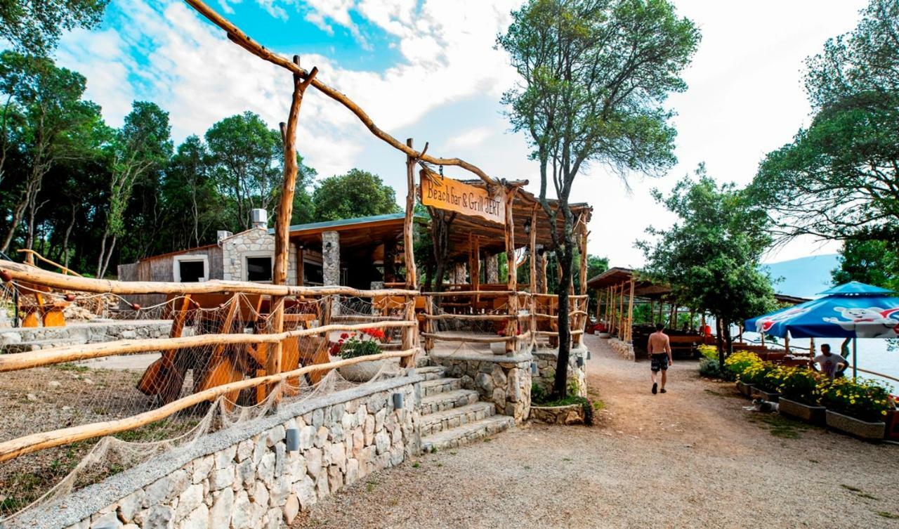 Lavanda Apartments&Studios Pinezići エクステリア 写真