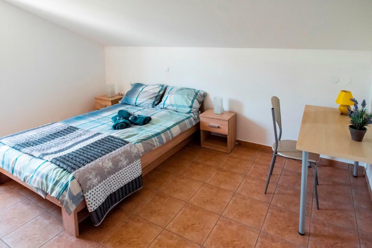 Lavanda Apartments&Studios Pinezići エクステリア 写真
