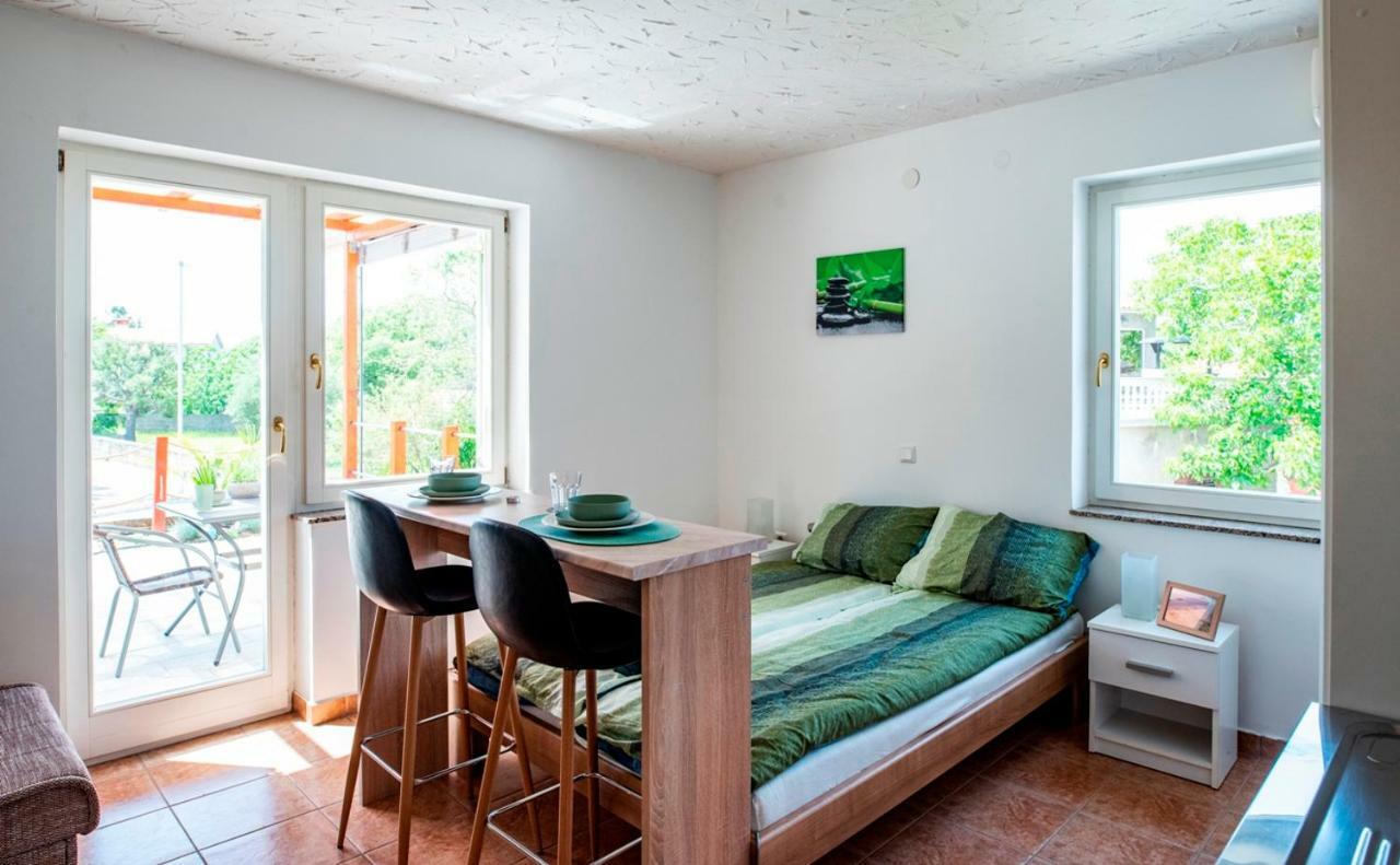 Lavanda Apartments&Studios Pinezići エクステリア 写真