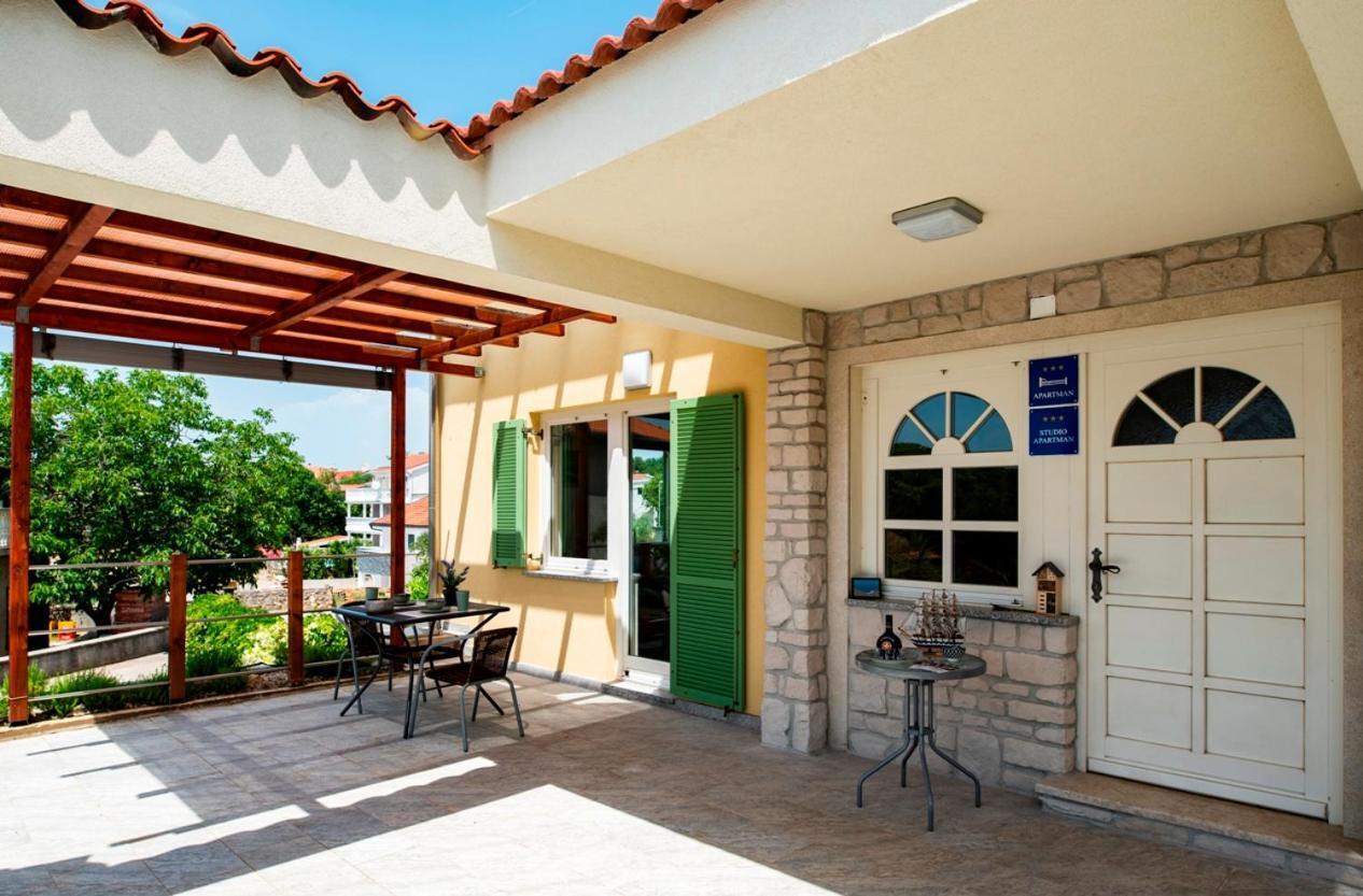 Lavanda Apartments&Studios Pinezići エクステリア 写真
